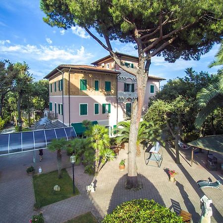 Albergo Battelli (Adults Only) Marina di Pietrasanta Kültér fotó