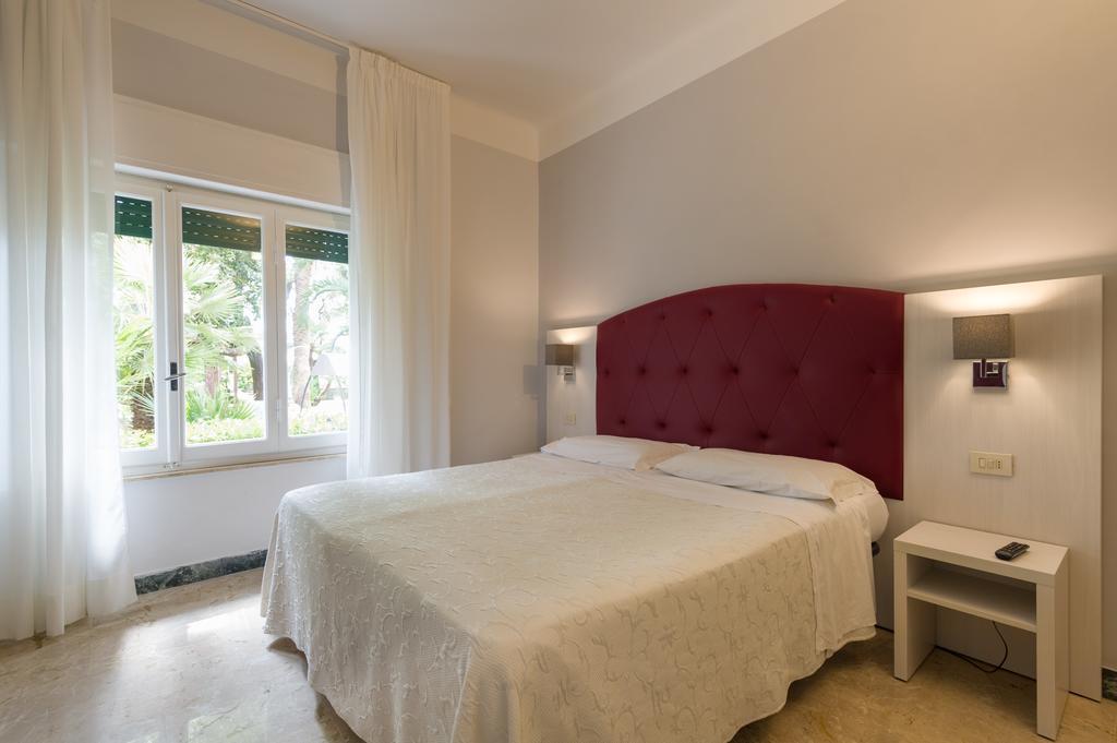 Albergo Battelli (Adults Only) Marina di Pietrasanta Kültér fotó
