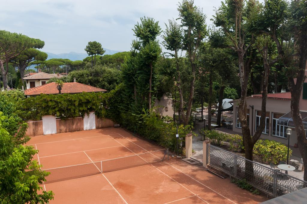 Albergo Battelli (Adults Only) Marina di Pietrasanta Kültér fotó